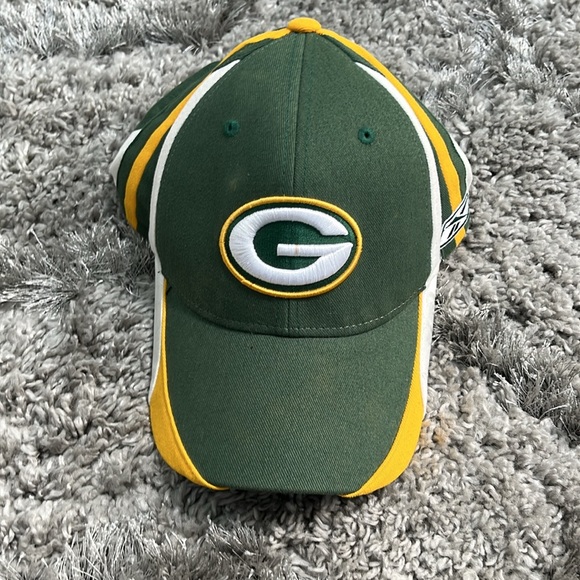 NFL Green Bay Packer Hats (4) - Picture 6 of 8